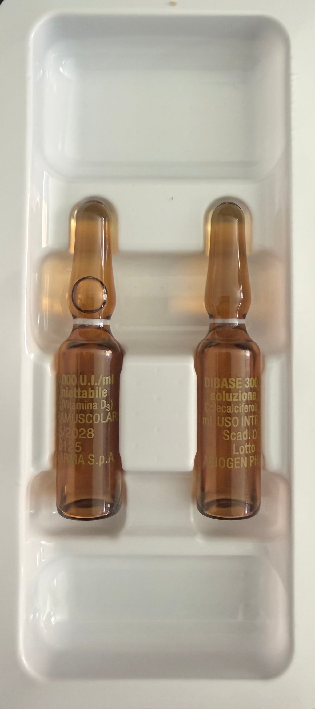 Dibase

300,000 IU/ml Injectable Solution – Vitamin D3 2x1ml Ampoules